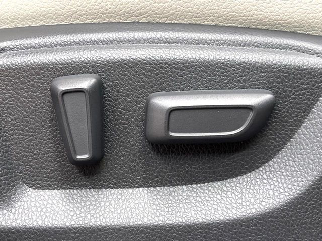 �y�p���[�V�[�g�z�X�C�b�`��ŊȒP�ɃV�[�g�̔��������\!�d��������͂�����܂���!���K�ȃV�[�g�|�W�V�����ɃZ�b�g���āA���K�ȃh���C�u�����y���݂��������B