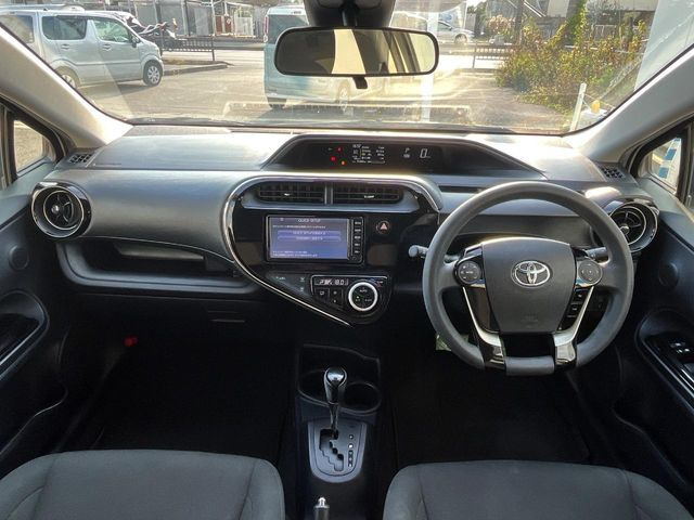 アクア1.5 S スタイルブラック