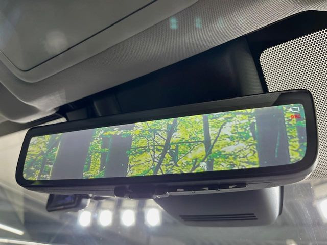 �y�f�W�^���C���i�[�~���[�z��Ȃ̑傫�ȉו��⓯��҂Ō�����m�F���Â炢���ł����S!�J�������B�e�����ԗ�����̉f�������[���~���[���ɕ\���B�N���A�Ȏ��E�ŏ󋵂̊m�F���\�ł�!