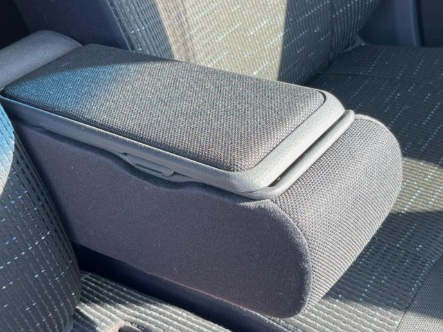 �y�A�[�����X�g�z�^�]���̐g�̂̕��S���y�����Ă����A�[�����X�g�𑕔���