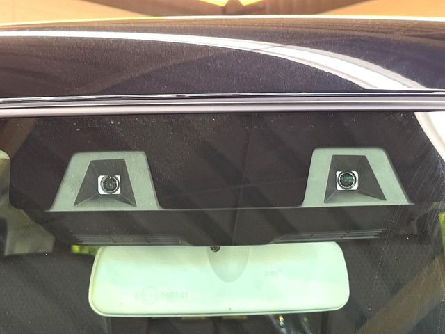 �y�X�Y�L �Z�[�t�e�B�T�|�[�g�z���s���ɑO���̎ԗ�����F�����A�Փ˂������Ȏ��͌x��ƃu���[�L�ŏՓˉ���Ɣ�Q�y�����A�V�X�g�B�����S�Ƀh���C�u�����y���݂��������܂��B