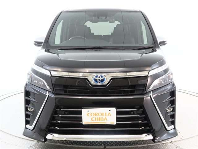 ヴォクシー1.8 ハイブリッド ZS 煌III