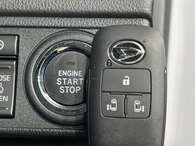 �y�L�[�t���[�V�X�e���z�J�o����|�P�b�g�ɓ��ꂽ�܂܂ł��h�A�̎{���E�������\�ȃX�}�[�g�L�[�𑕔��B�G���W���̃I���E�I�t�����J�M�����o���K�v����������Ƃ��Ă��֗��ł���