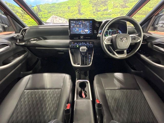 ノア1.8 ハイブリッド S-Z