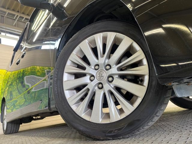 �y����18�C���`�A���~�z�C�[���z�O�ςɃ}�b�`���������A���~�z�C�[���𑕒����Ă���܂��B�e��ЊO�A���~�z�C�[����A�X�^�b�h���X�^�C�����戵�����Ă���܂��B���񂲑��k����������