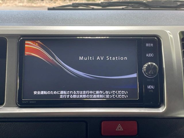 �y���[�J�[�����i�r�z�C���e���A�ɗn�����ރX�^�C���b�V���ȁu��p�݌v�v���[�J�[�i�r�𑕔��􎋔F���⑀�쐫�ȂǊ�{���\�ɂ��D��A���㎿�ȃJ�[���C�t�����y���݂��������܂��B