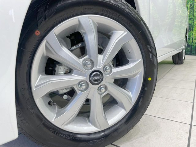 �y����14�C���`�A���~�z�C�[���z�O�ςɃ}�b�`���������A���~�z�C�[���𑕒����Ă���܂��B�e��ЊO�A���~�z�C�[����A�X�^�b�h���X�^�C�����戵�����Ă���܂��B���񂲑��k����������