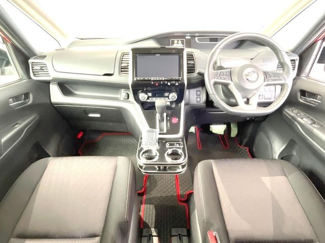 セレナ2.0 ハイウェイスター Vセレクション