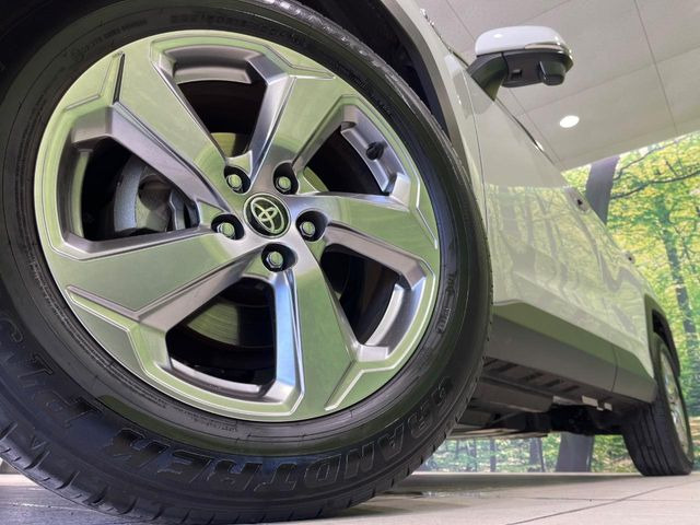 �y�O���[�h��p����18�C���`�A���~�z�C�[���z�f�U�C�����̍��������A���~�z�C�[���𑕒����Ă���܂��B�e��ЊO�A���~�z�C�[����A�X�^�b�h���X�^�C�����戵�����Ă���܂��B���񂲑��k����������