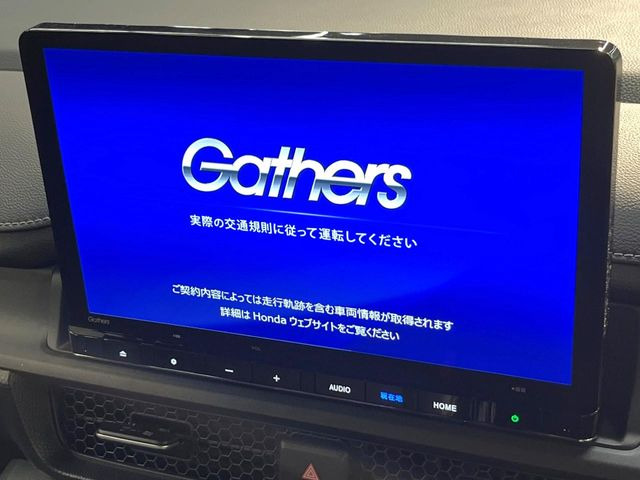 �y�����i�r�z�l�C�̏����i�r�𑕔����Ă���܂��B�i�r�̎g���₷���͂������A�I�[�f�B�I�@�\���[��!�L�����v�◷�s�͂������A�ʋ΂┃�����ȂǕ��i�̃h���C�u���y�����Ȃ�͂���