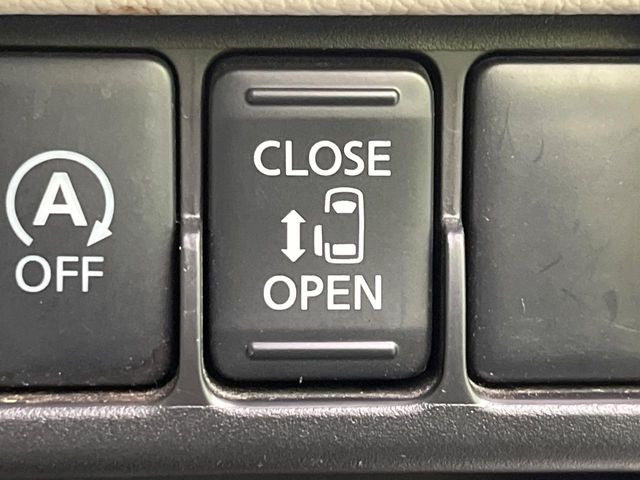 �y�p���[�X���C�h�h�A�z�X�}�[�g�L�[��^�]�Ȃ̃X�C�b�`�ŃX���C�h�h�A�̊J���\���d��������͂����ăh�A���J����K�v�������A���������q�l�ł��A�d���ו��������Ă��鎞�����N�ɊJ���߂ł��܂���