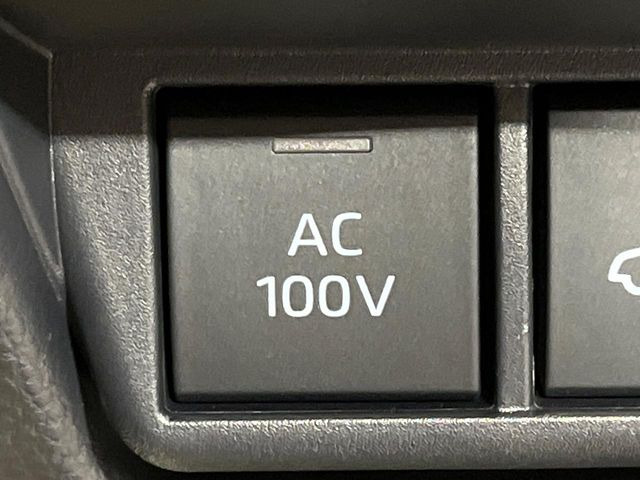 �y�A�N�Z�T���[�R���Z���g�z�L�����v��X�|�[�c�A�A�E�g�h�A�ł̃A�N�e�B�r�e�B�͂������A�ЊQ�E��d�̍ۂɏ����ɂ��Ȃ�AC100V�R���Z���g�𑕔���P�[�^�C��^�u���b�g�A�Q�[���@��̏[�d�ɂ���