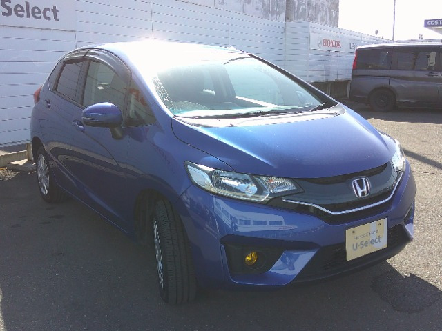 フィット1.3 13G Fパッケージ 4WD