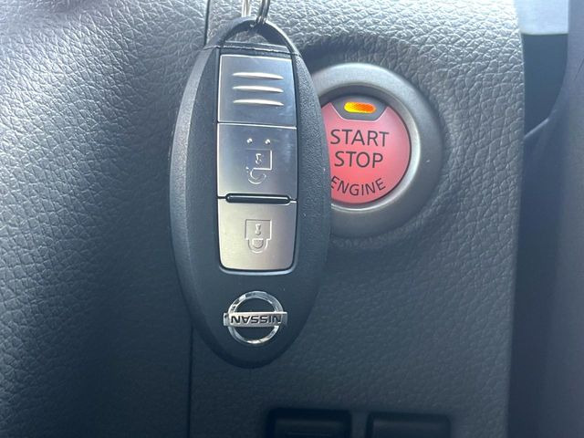 �y�C���e���W�F���g�L�[�z�J�o����|�P�b�g�ɓ��ꂽ�܂܂ł��h�A�̎{���E�������\�ȃX�}�[�g�L�[�𑕔��B�G���W���̃I���E�I�t�����J�M�����o���K�v����������Ƃ��Ă��֗��ł���