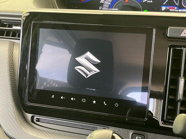 �y9�^���[�J�[�����i�r�z�C���e���A�ɗn�����ރX�^�C���b�V���ȁu��p�݌v�v���[�J�[�i�r�𑕔��􎋔F���⑀�쐫�ȂǊ�{���\�ɂ��D��A���㎿�ȃJ�[���C�t�����y���݂��������܂��B