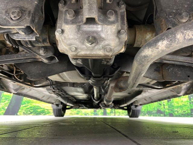 下回りがきれいなうちに、防錆加工の施工がオススメ。降雪地域はもちろん、沿岸部にお住いの方や、趣味でマリン・ウィンタースポーツをされる方にご好評いただいております。