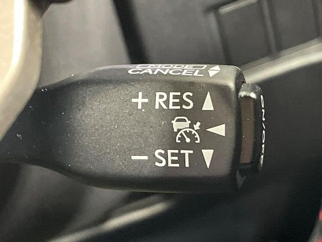 �y�N���[�Y�R���g���[���z�������H�����N���N���s�B�A�N�Z���𗣂��Ă���葬�x�ő��s���ł��A�������^�]���̕��S���y��!�����E�������ȒP�ȃX�C�b�`����Œ����ł��܂��B