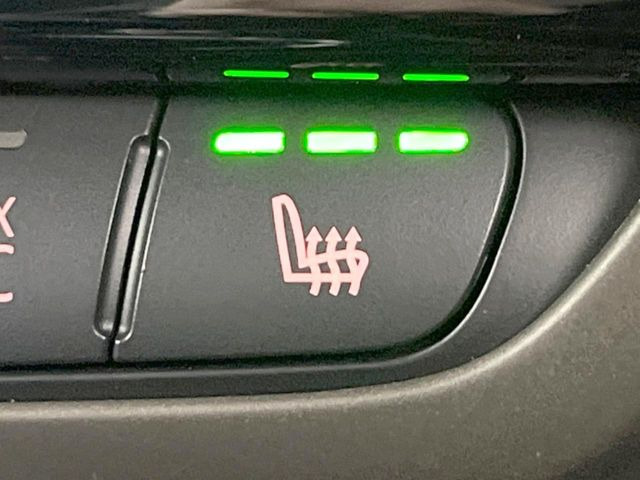 ���t�����g�V�[�g�q�[�e�B���O:�^�]�ȁE����ȋ��ɎO�i�K�Œ��߂��\�ȃV�[�g�q�[�^�[�𑕔����Ă���܂��B�G�߂��킸���K�ɂ��g�p���������܂��B