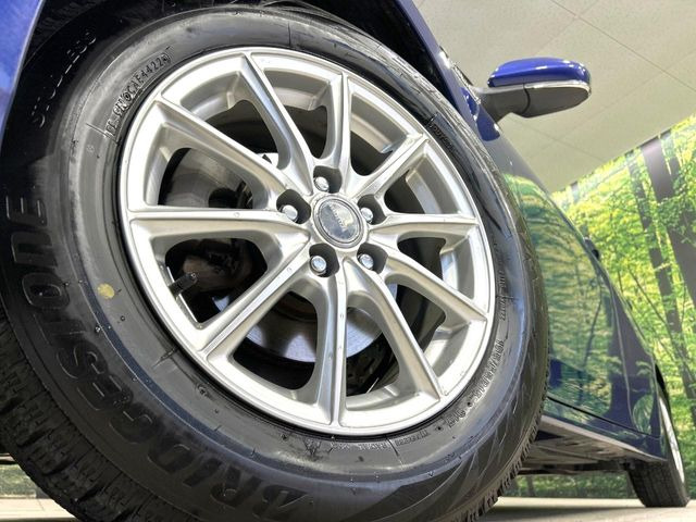 �y15�C���`�A���~�z�C�[���z�O�ςɃ}�b�`�����A���~�z�C�[���𑕒����Ă���܂��B�e��A���~�z�C�[����A�X�^�b�h���X�^�C�����戵�����Ă���܂��B���񂲑��k����������