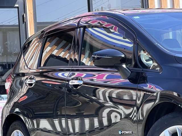 ���3�N�Ԃ̕ۏ؂����p�ӂ����Ē����Ă���܂��B�Ȃ�ƐV�ԕۏ؂ƕς��Ȃ����炢�̕ۏؓ��e�ƂȂ��Ă���܂�!