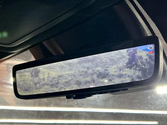 �y�f�W�^���C���i�[�~���[�z��Ȃ̑傫�ȉו��⓯��҂Ō�����m�F���Â炢���ł����S!�J�������B�e�����ԗ�����̉f�������[���~���[���ɕ\���B�N���A�Ȏ��E�ŏ󋵂̊m�F���\�ł�!