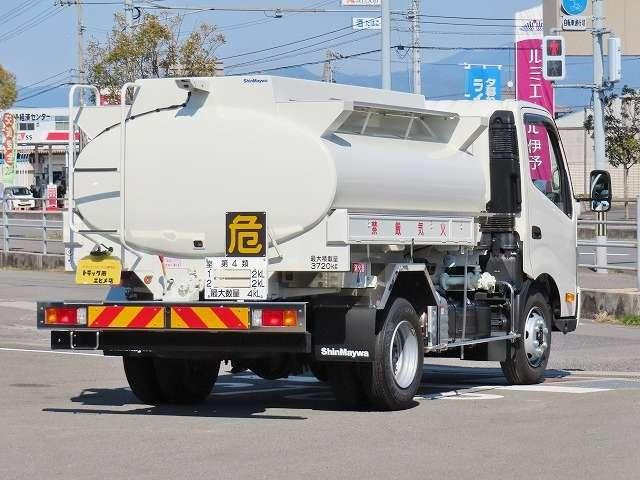 デュトロタンクローリー車