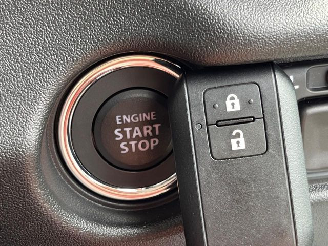 �y�L�[���X�X�^�[�g�V�X�e���z�J�o����|�P�b�g�ɓ��ꂽ�܂܂ł��h�A�̎{���E�������\�ȃX�}�[�g�L�[�𑕔��B�G���W���̃I���E�I�t�����J�M�����o���K�v����������Ƃ��Ă��֗��ł���