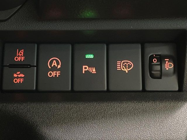 �y�X�Y�L �Z�[�t�e�B�T�|�[�g�z���s���ɑO���̎ԗ�����F�����A�Փ˂������Ȏ��͌x��ƃu���[�L�ŏՓˉ���Ɣ�Q�y�����A�V�X�g�B�����S�Ƀh���C�u�����y���݂��������܂��B