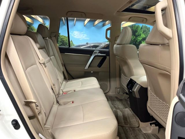 �L�X�Ƃ���2��ڃV�[�g�͋��Z���������A���S�n�����K!�F�B��Ƒ��Ƃ̂��o�����ɂ҂�����ł��B�x�r�[�V�[�g��`���C���h�V�[�g�g�p�������K�ɂ��߂�������������\���ȋ�Ԃ��m�ۂ��Ă��܂��B