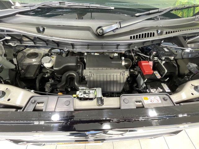 親切・丁寧な専門メカニックスタッフが応対!・車検・点検整備・事故等の修理などアフターサービスも安心。お車のカスタマイズもネクステージのサービススタッフまでご相談ください!