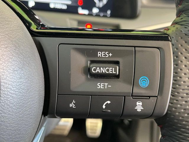 �y�v���p�C���b�g�z�������H�ł̒��������s���y��!!�a�؎��Ə��񑖍s�̃V�[���ŁA�A�N�Z���E�u���[�L�E�X�e�A�����O�������Ő��䂵�A�������^�]�̕��S���y�����Ă���܂���