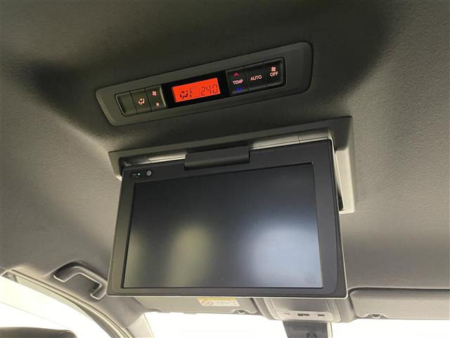 ヴォクシー2.0 ZS 煌III