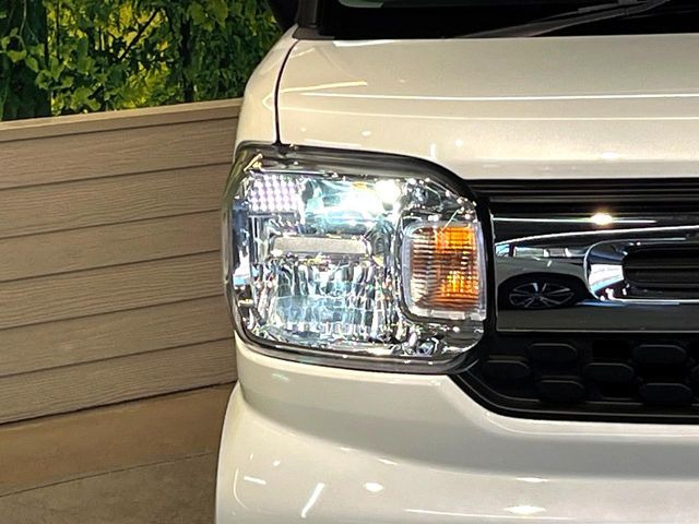 �yLED�w�b�h���C�g�z���V����ԑ��s�����ǍD�Ȏ��E���m�ۂ����S���ĉ^�]�ł��鍂�P�xLED�w�b�h���C�g�𑕔�!�_�����x�������A����d�͂��}�����Ă��܂��B