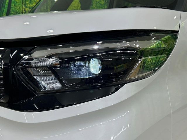 �yLED�w�b�h���C�g�z���V����ԑ��s�����ǍD�Ȏ��E���m�ۂ����S���ĉ^�]�ł��鍂�P�xLED�w�b�h���C�g�𑕔�!�_�����x�������A����d�͂��}�����Ă��܂��B