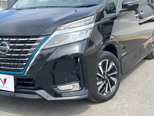 �yLED�w�b�h���C�g�z���V����ԑ��s�����ǍD�Ȏ��E���m�ۂ����S���ĉ^�]�ł��鍂�P�xLED�w�b�h���C�g�𑕔�!�_�����x�������A����d�͂��}�����Ă��܂��B