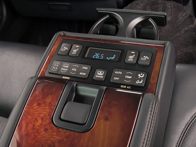 ��Ȃ�VIP����!��ȃZ���^�[�R���\�[���̉摜�ł�!������̂��Ԃɂ́A��Ȃɂ��p���[�V�[�g����������Ă��܂�!�X�ɃI�[�f�B�I�Ȃǂ���Ȃ��瑀��o����ȂǍ���!�Q�X�g�Ɋ��Œ����鑕���ł���!