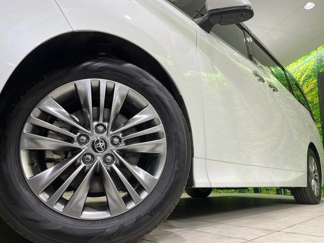 �y����18�C���`�A���~�z�C�[���z�O�ςɃ}�b�`���������A���~�z�C�[���𑕒����Ă���܂��B�e��ЊO�A���~�z�C�[����A�X�^�b�h���X�^�C�����戵�����Ă���܂��B���񂲑��k����������