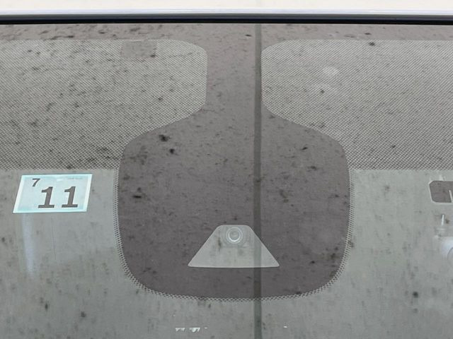 �y�C���e���W�F���g�G�}�[�W�F���V�[�u���[�L�z�t�����g�J�����őO���̎ԗ�����s�҂����m�B�Փ˂������Ȏ��͏Փ˔�Q�y���u���[�L���쓮�A�Փˉ�����T�|�[�g�B�����S�Ƀh���C�u�����y���݂��������܂��B