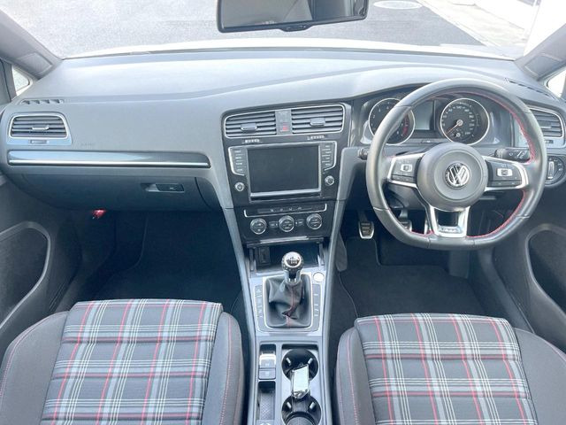 �A���ԃO���[�v���݌ɐ���2,000��!�S���̌n��X���烁�[�J�[�E�Ԏ��킸���Љ�o����̂ŁA���Ȃ��Ƀs�b�^���̂��Ԃ�������͂��ł���܂��͂��₢���킹��������