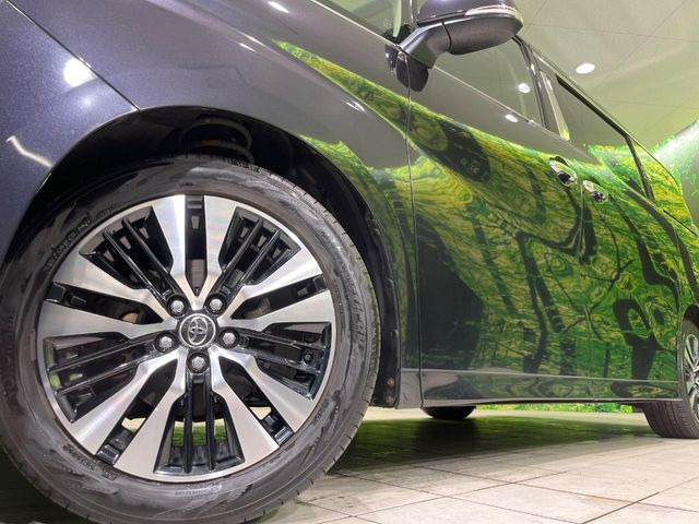 �y�O���[�h��p����18�C���`�A���~�z�C�[���z�f�U�C�����̍��������A���~�z�C�[���𑕒����Ă���܂��B�e��ЊO�A���~�z�C�[����A�X�^�b�h���X�^�C�����戵�����Ă���܂��B���񂲑��k����������