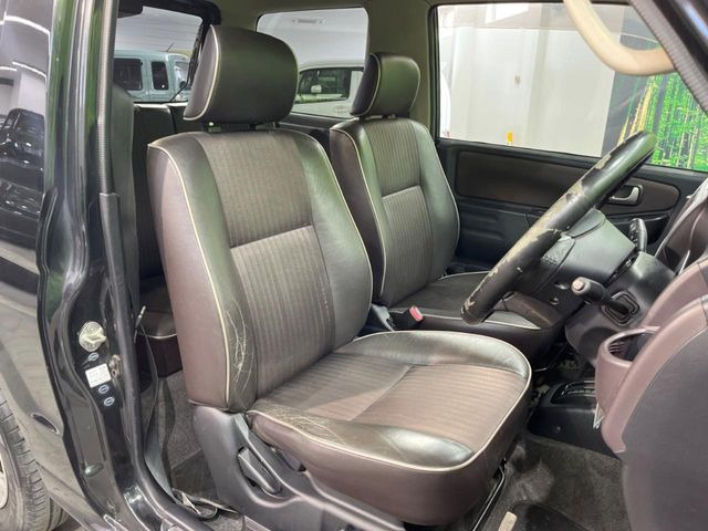 �^�]�ȃV�[�g���͎g�p�������Ȃ��A�ǍD�ȏ�ԂƂȂ��Ă��܂��B���J�Ɏg���Ă������Ƃ��悭�킩��܂��ˁB