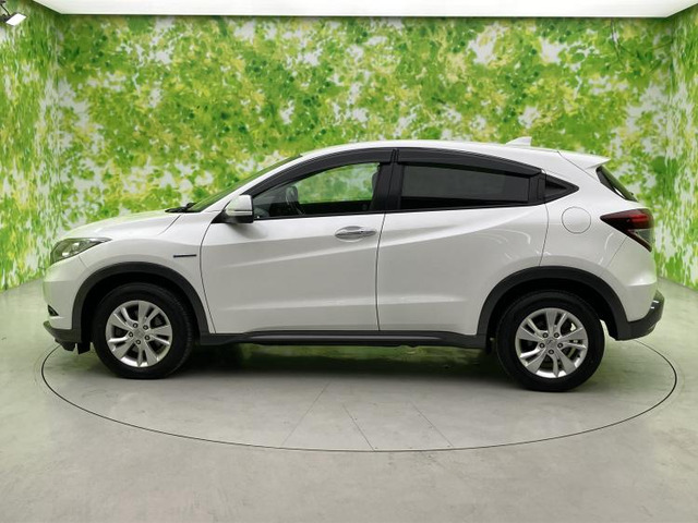 ヴェゼル1.5 ハイブリッド X 4WD