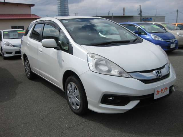 フィットシャトル1.5 15C