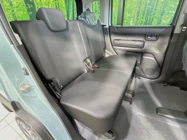 ���i���ȃI���W�i���t���A�}�b�g���I�v�V�����ɂĂ��p�ӂ��Ă���܂��B���D���ȃf�U�C����J���[�����Ԃɍ��킹�đI��ł����������Ƃ��ł��܂���