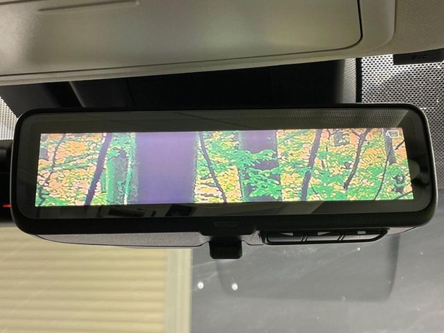 �y�f�W�^���C���i�[�~���[�z��Ȃ̑傫�ȉו��⓯��҂Ō�����m�F���Â炢���ł����S!�J�������B�e�����ԗ�����̉f�������[���~���[���ɕ\���B�N���A�Ȏ��E�ŏ󋵂̊m�F���\�ł�!