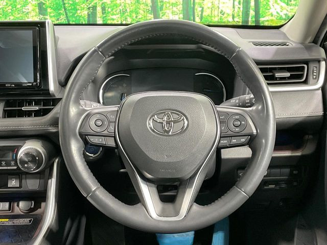 �y�����v�����X�e�A�����O�z�㎿�Ȋv���g�p���邱�ƂŁA��ɂ����������݂ƂĂ��^�]���₷���n���h���ł���