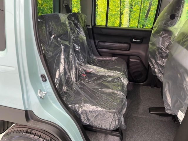 ���i���ȃI���W�i���t���A�}�b�g���I�v�V�����ɂĂ��p�ӂ��Ă���܂��B���D���ȃf�U�C����J���[�����Ԃɍ��킹�đI��ł����������Ƃ��ł��܂���