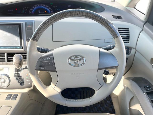 �y�X�e�A�����O�X�C�b�`�z�^�]���A�O������ڐ������炷���ƂȂ��A�I�[�f�B�I���̑��삪�\�ȕ֗��@�\!���S&���K�ȃh���C�u�����o���Ă���܂���