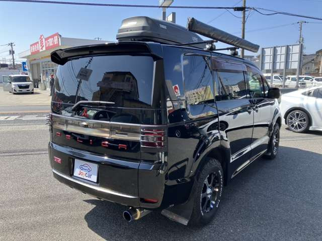 ���Ɏ��ɑ��s�`�F�b�N���s���Ă���A�[�ԑO�ɂ̓f�B�[���[�ɂē_�����������{������Ŕ[�Ԃ����Ă��������܂��̂ł����S���������B