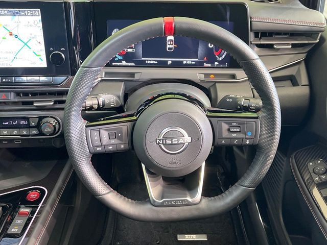 �y�����v�����X�e�A�����O�z�㎿�Ȋv���g�p���邱�ƂŁA��ɂ����������݂ƂĂ��^�]���₷���n���h���ł���